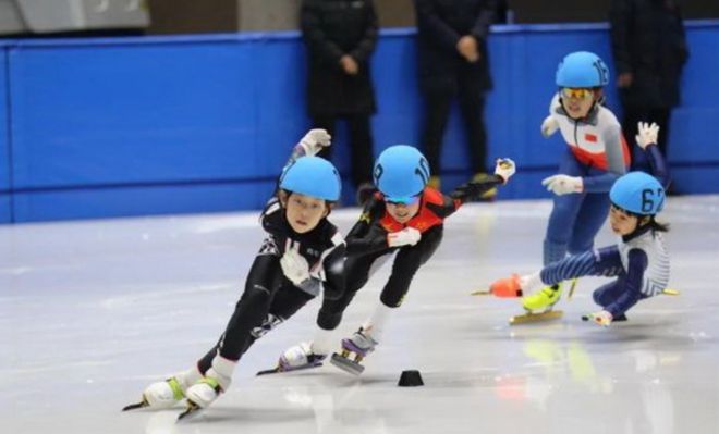 雷竞技RAYBET冰雪头条：北京市室内冰雪场馆4月29日起可有序恢复开放各类体育培训5月7日起可以开展；兰州万达茂钢结构工程顺利通过专项方案论证(图1)