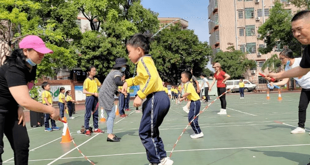 雷竞技RAYBET2022年陕西省中小学生校园跳绳（线上）公开赛报名火热进行中！(图4)