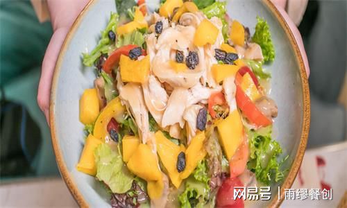 雷竞技RAYBET健身餐的食材搭配(图1)