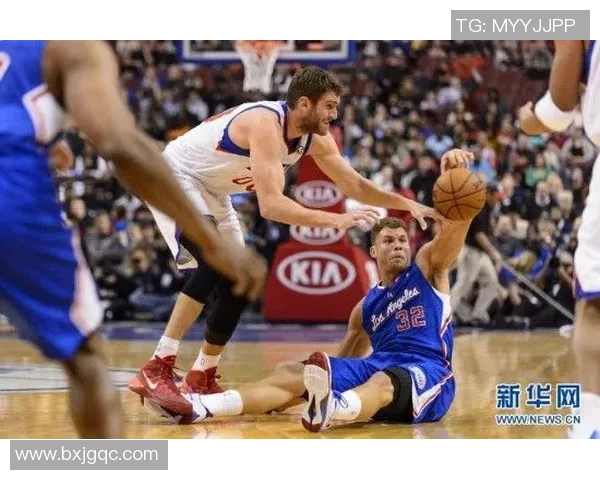 洛杉矶快船与费城76人激战正酣谁能在NBA赛场上笑到最后